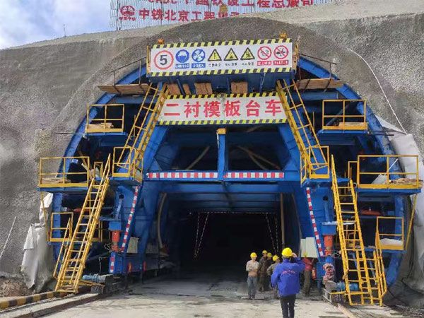 c鿴ԔϢ}r_܇ xΔ1623